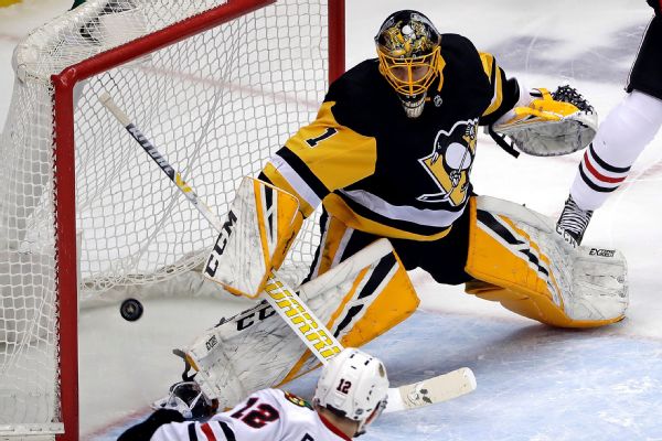 Penguins' DeSmith out for playoffs after surgery
