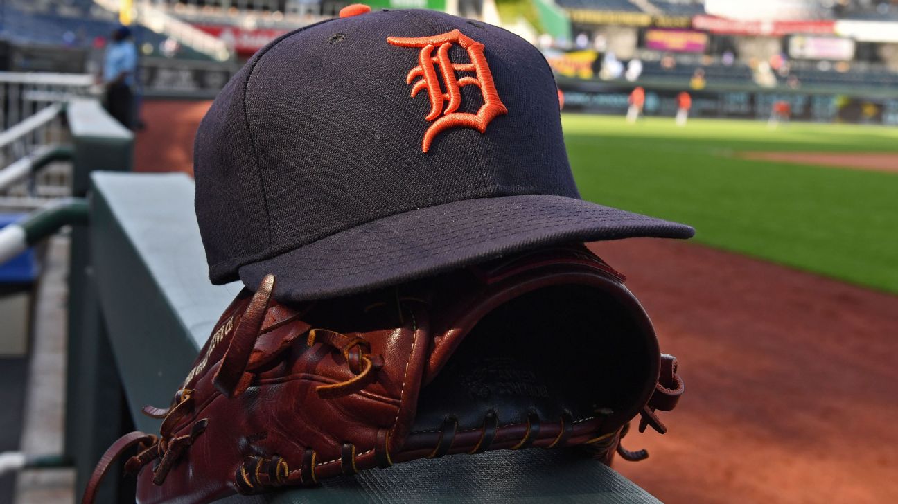 Detroit Tigers' C.J. Cron on 10-day injured list with knee sprain