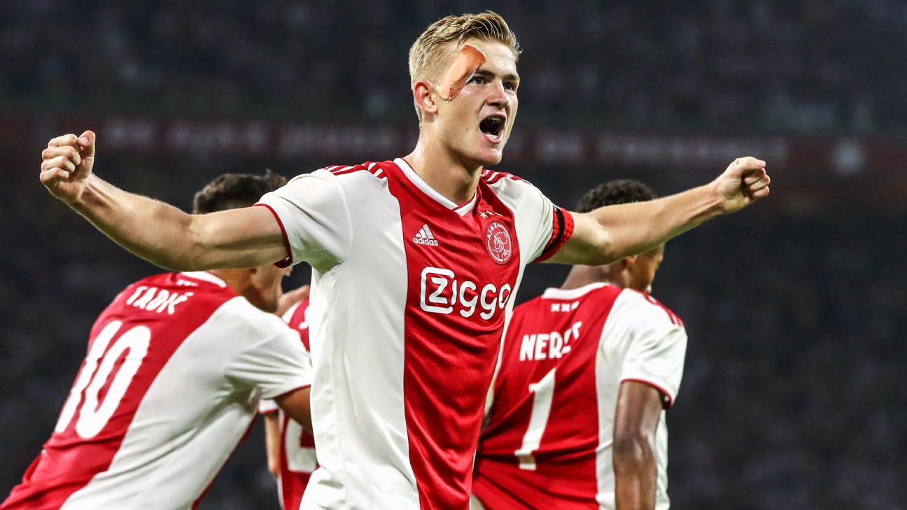 AFC Ajax on X: Trophies & Football - That's a legacy 🏆   / X