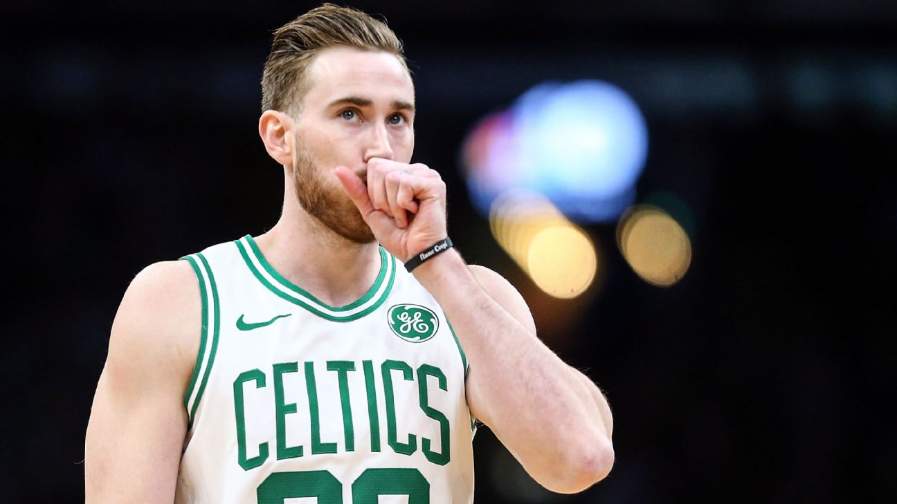 Celtics Gordon Hayward Breaks Left Hand Against Spurs