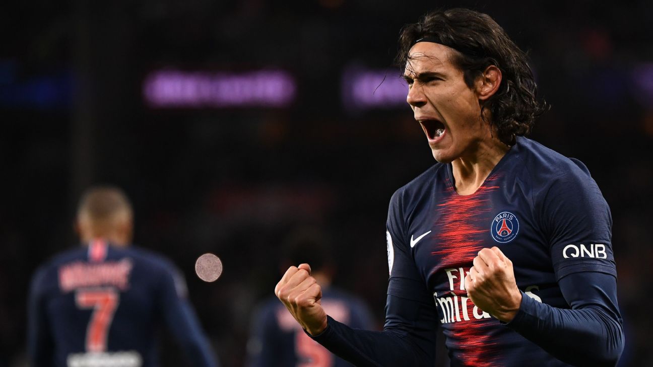 Edinson Cavani celebrates after scoring in Paris Saint-Germain's Ligue 1 win over Rennes.