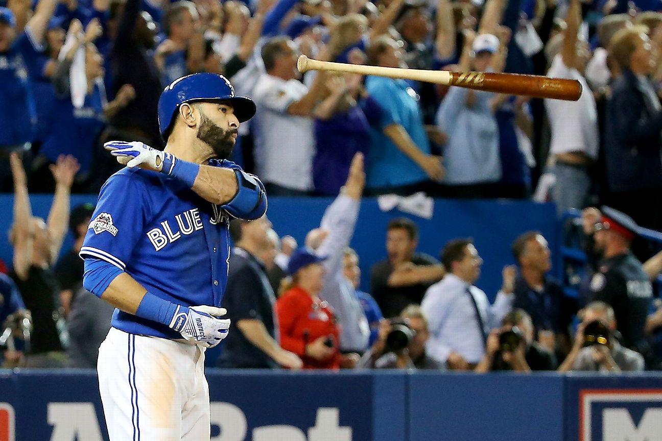 'Joey Bats' inks 1-day deal, retires with Blue Jays