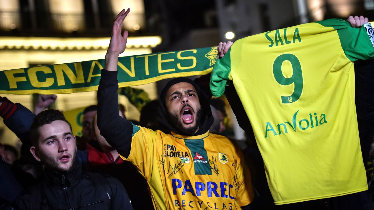 Nantes lança camisa em homenagem a Sala e destinará lucros aos