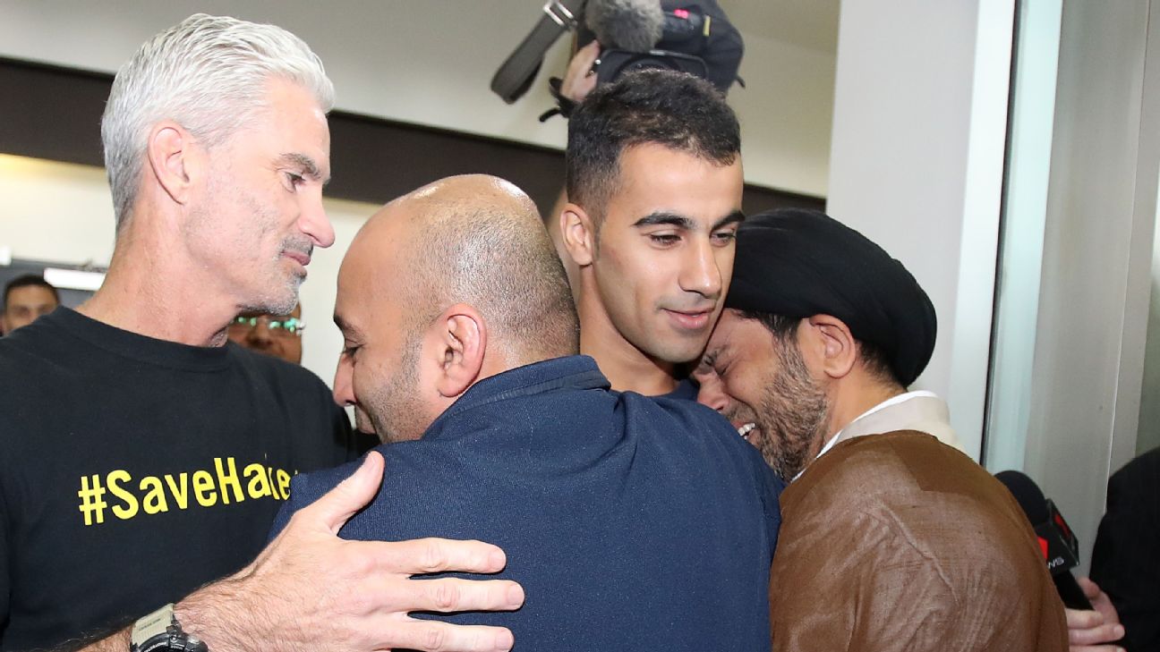 Hakeem al-Araibi arrives back in Australia after being released from Thai  prison