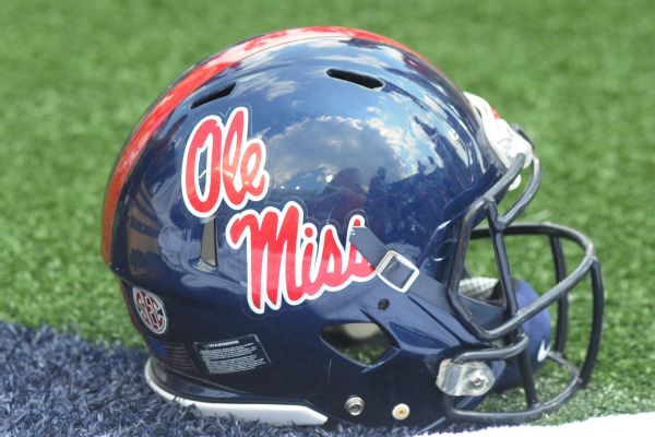 Ole Miss helmet  [600x400]