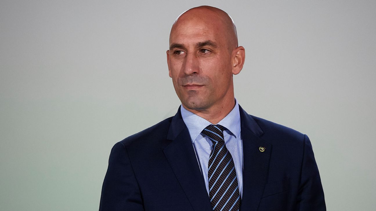 Rubiales detained by police upon return to Spain