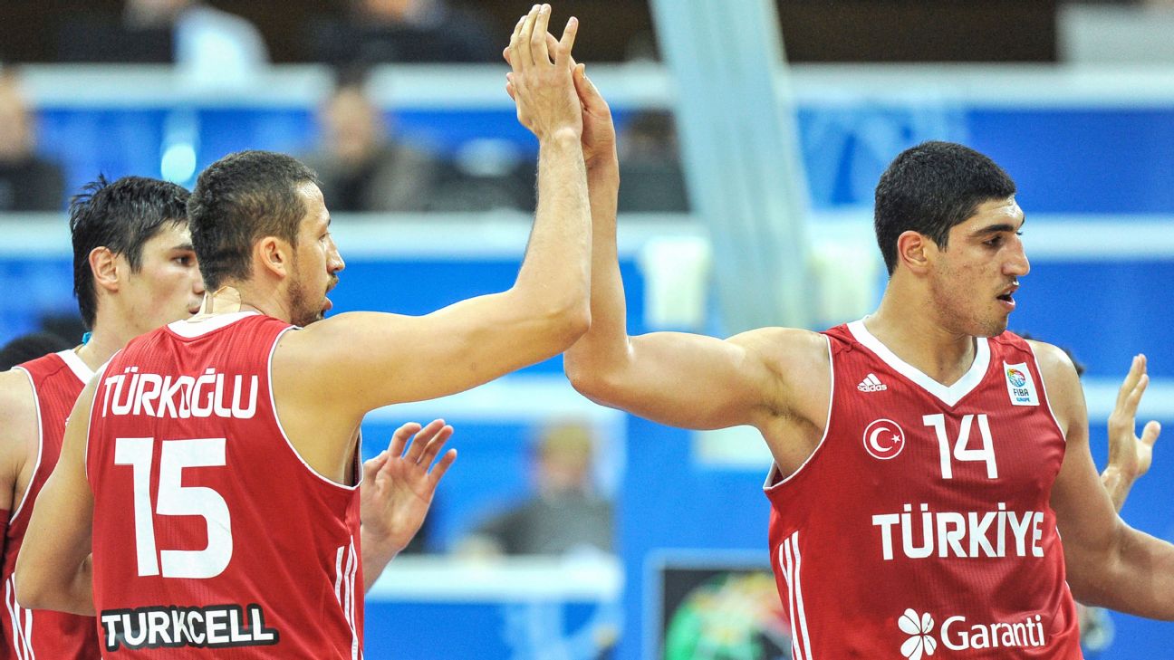 Enes Kanter and Hedo Turkoglu engage in war of words over Turkish  authoritarianism