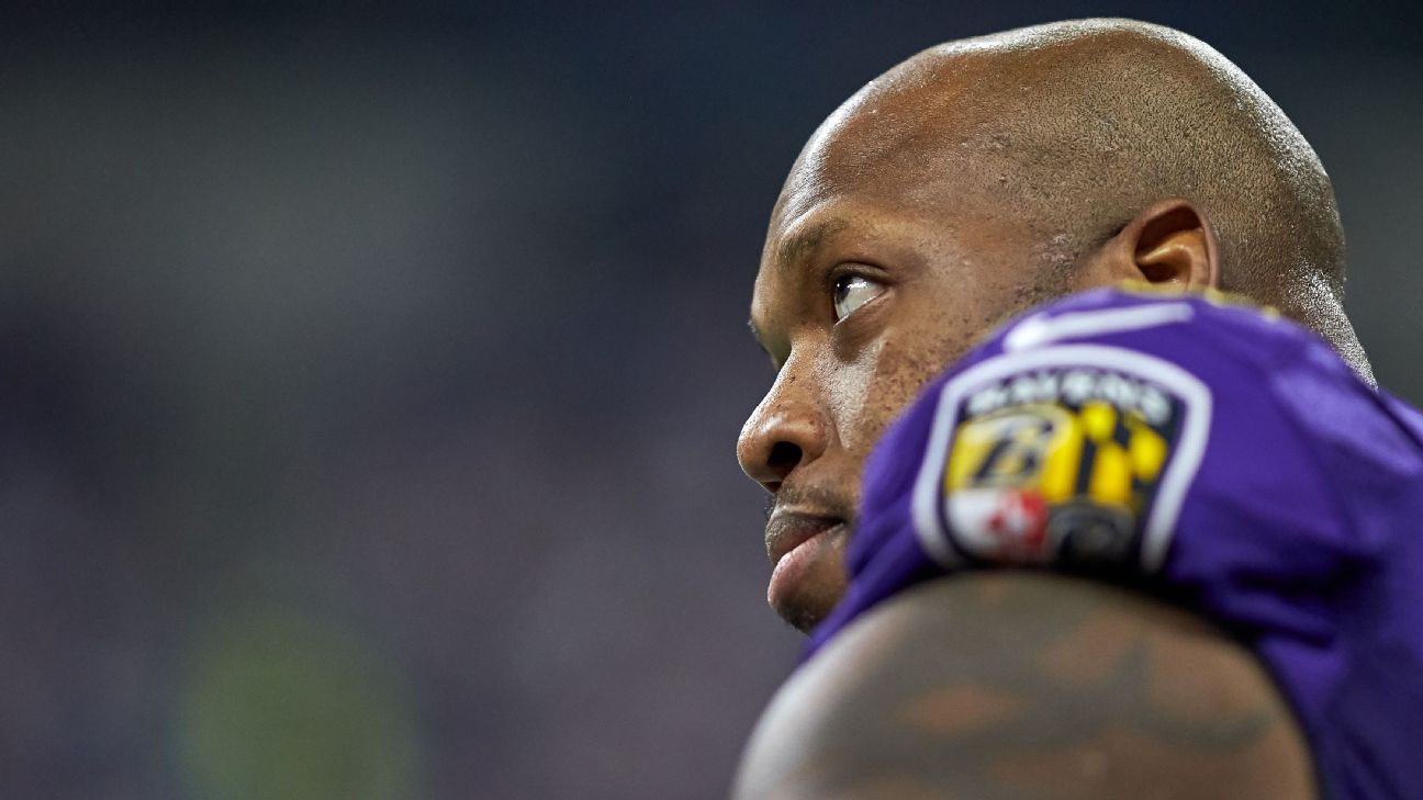 Terrell Suggs [1296x729]