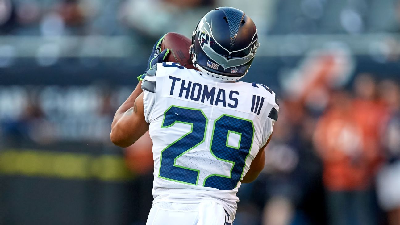 earl thomas jersey number