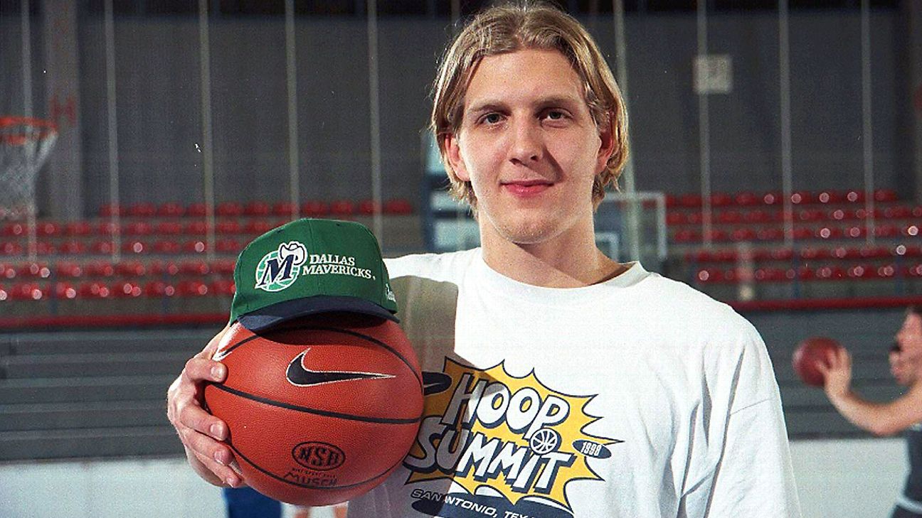 dirk nowitzki jersey retired