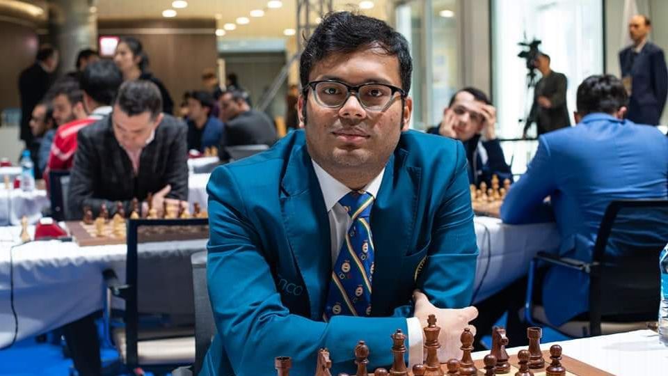 2023 Chess World Cup Final: Praggnanandhaa ekes out draw against Carlsen in  opening game - ESPN