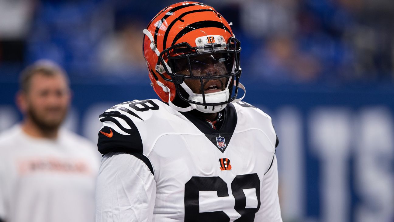 Why Cincinnati Needs to Extend Vontaze Burfict's Contract - Like, Now -  Bengals-Talk