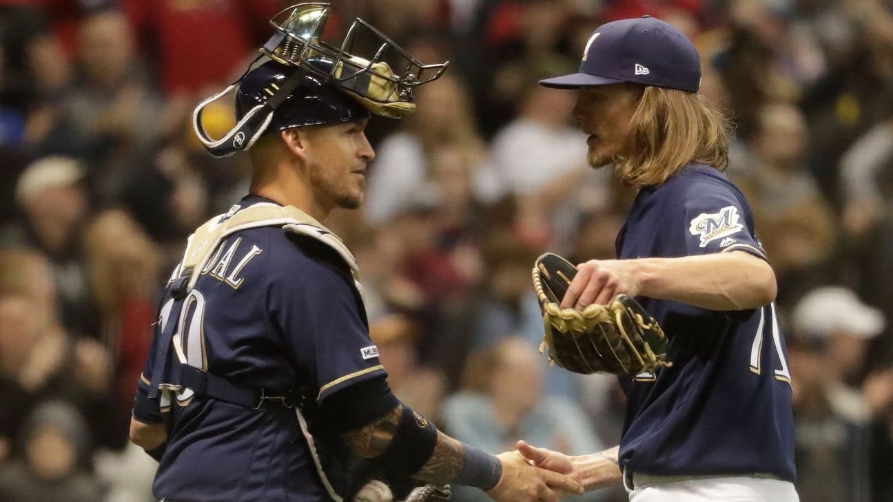 MLB: Pitcher Josh Hader y su esposa esperan a su primer bebé