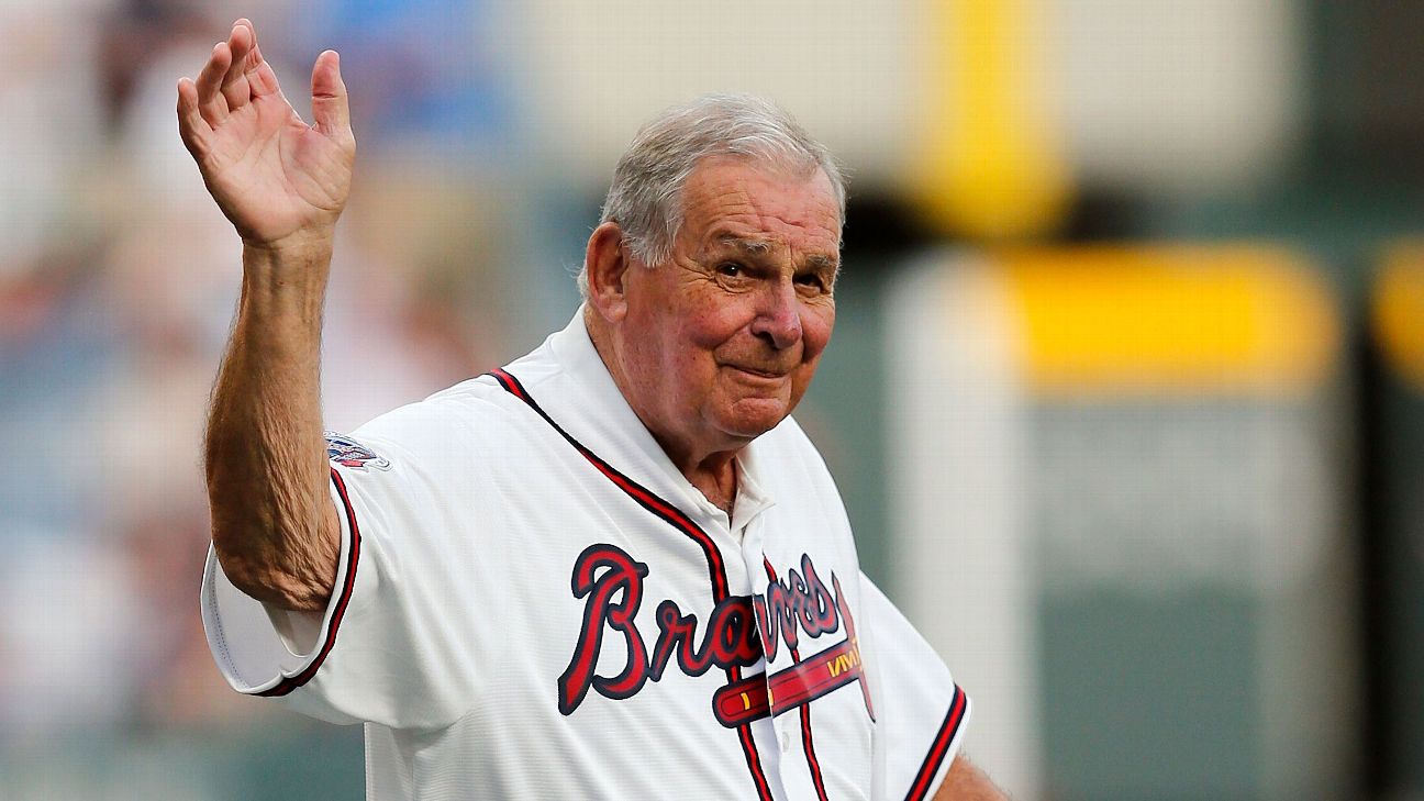 وفاة بوبي كوكس، مدير فريق Braves منذ فترة طويلة وبطل بطولة العالم