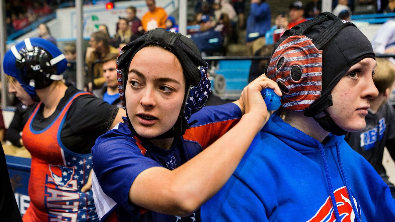 Trailblazing female high school wrestler urges Unit 5 to boost support for girls wrestling