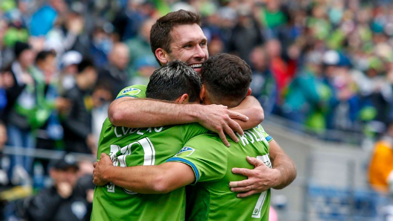 Will Bruin scores twice as undefeated Sounders beat Toronto FC