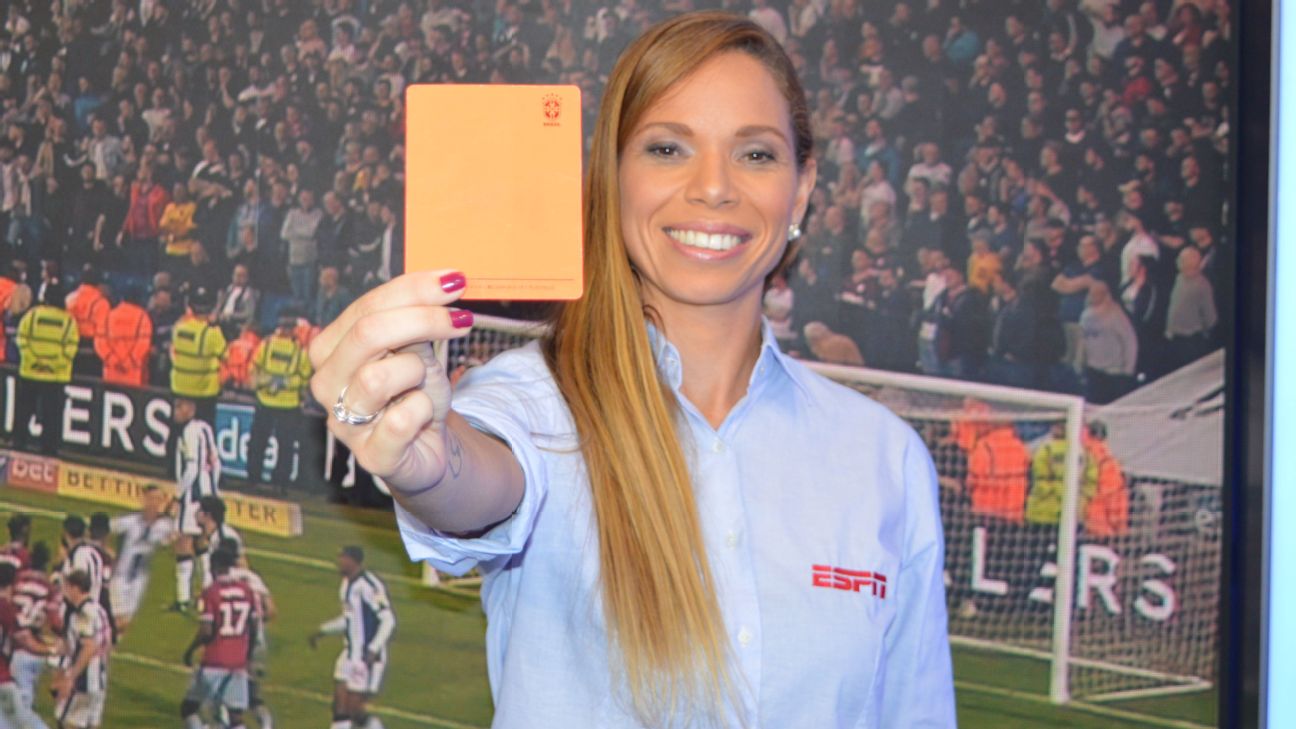 QUAL SUA OPINIÃO? Comentarista afirma que Palmeiras foi beneficiado por erro de arbitragem