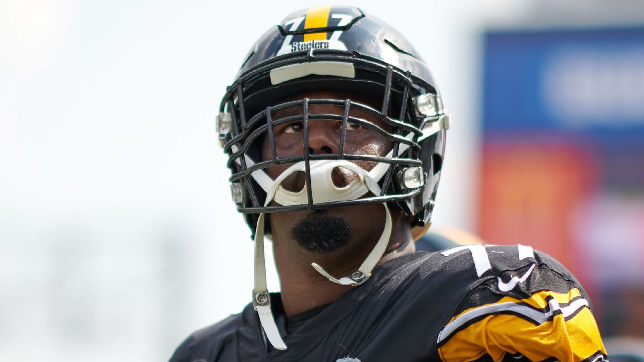 Blitzburgh on X: Villanueva and Pouncey enjoying retirement