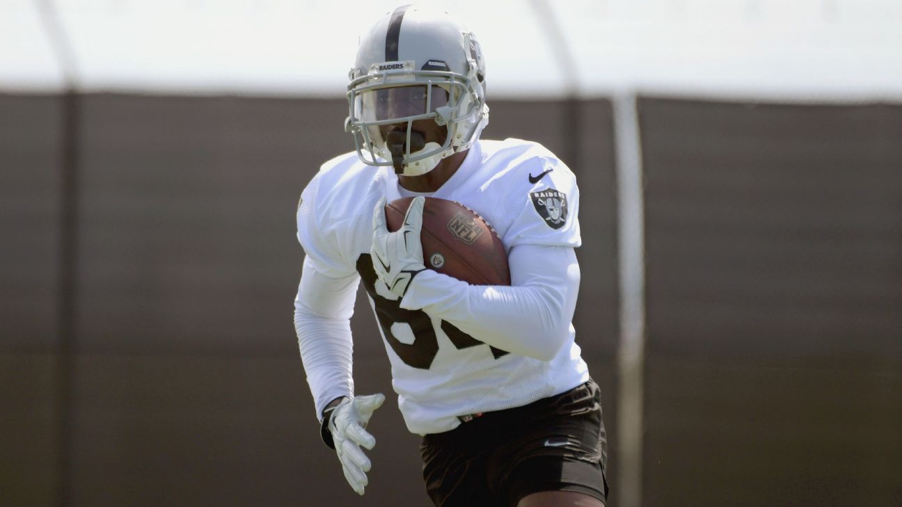 Las Vegas Raiders strong safety Johnathan Abram (24) warms up before the  start of an NFL footba …