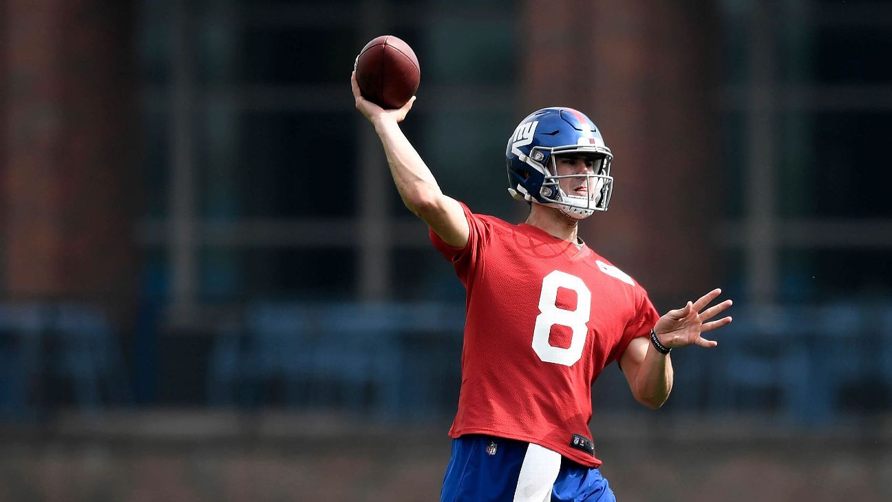 Photos: Daniel Jones and NY Giants OTA workouts