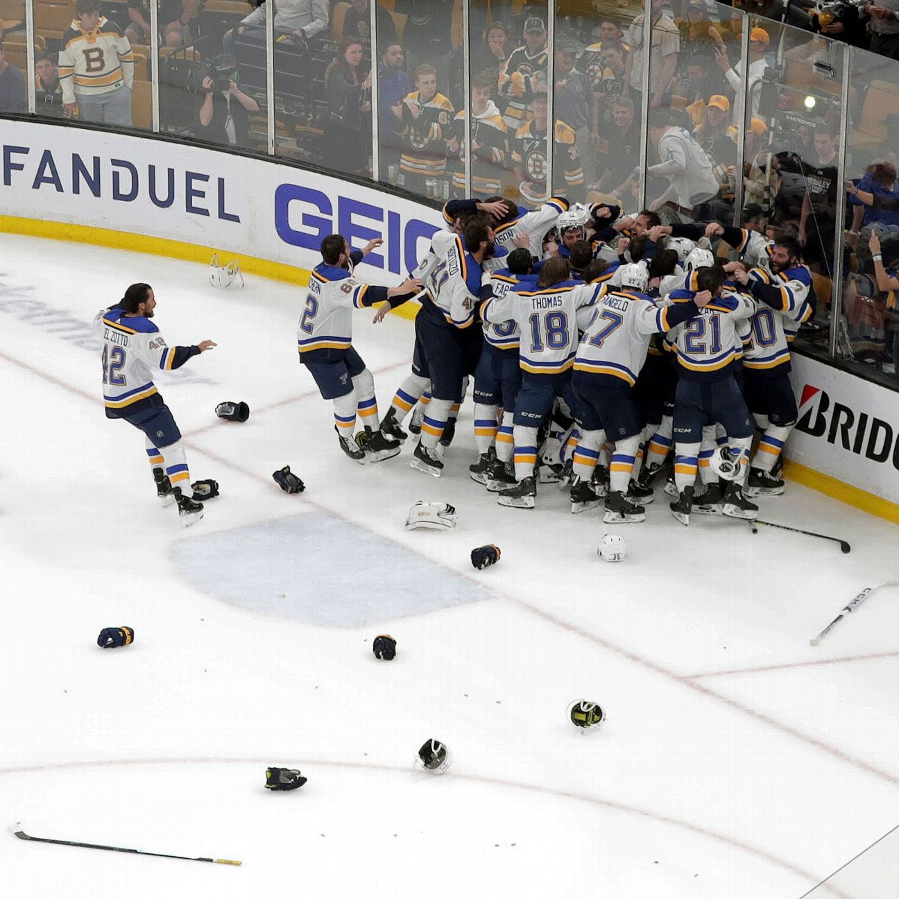 Arch Madness: Blues Win 1st Stanley Cup, Beating Bruins 4-1