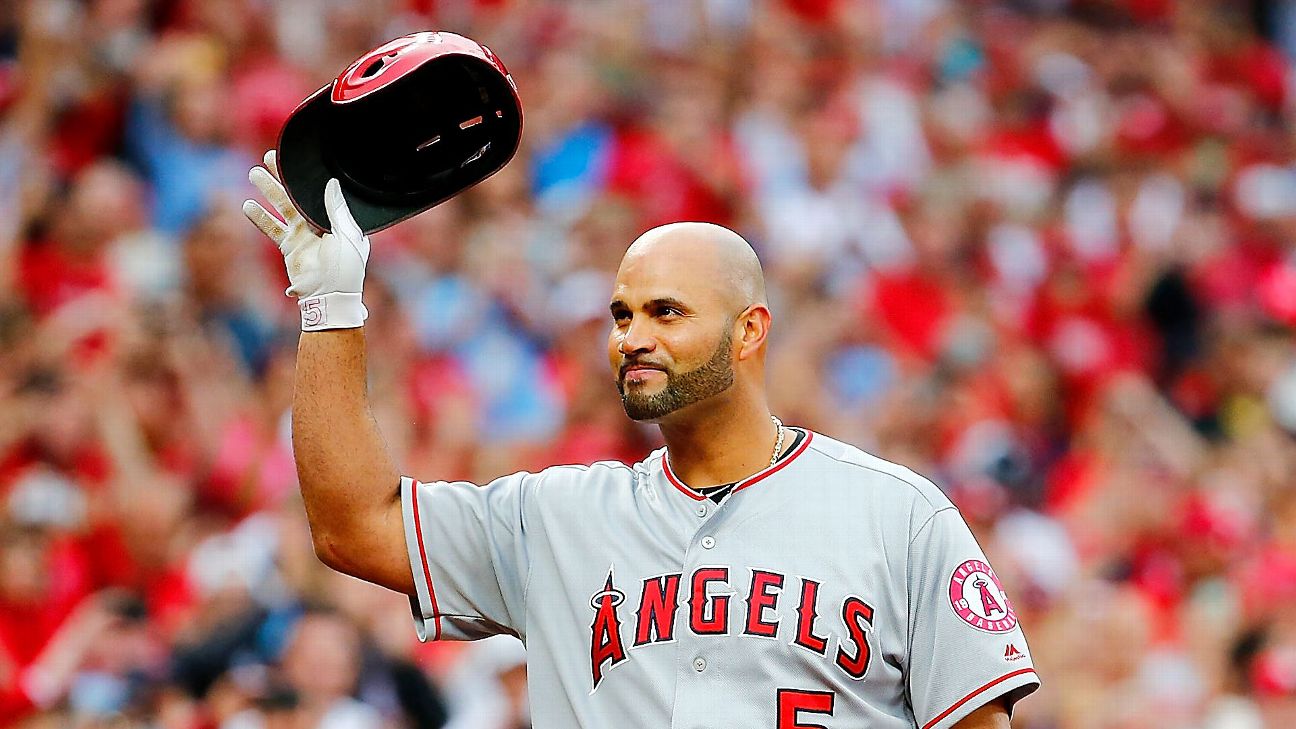 <a href="https://www.espn.com/mlb/story/_/id/46555875/pujols-meets-angels-managerial-opening" target="_blank">Source: Pujols, Angels discuss managerial opening</a>