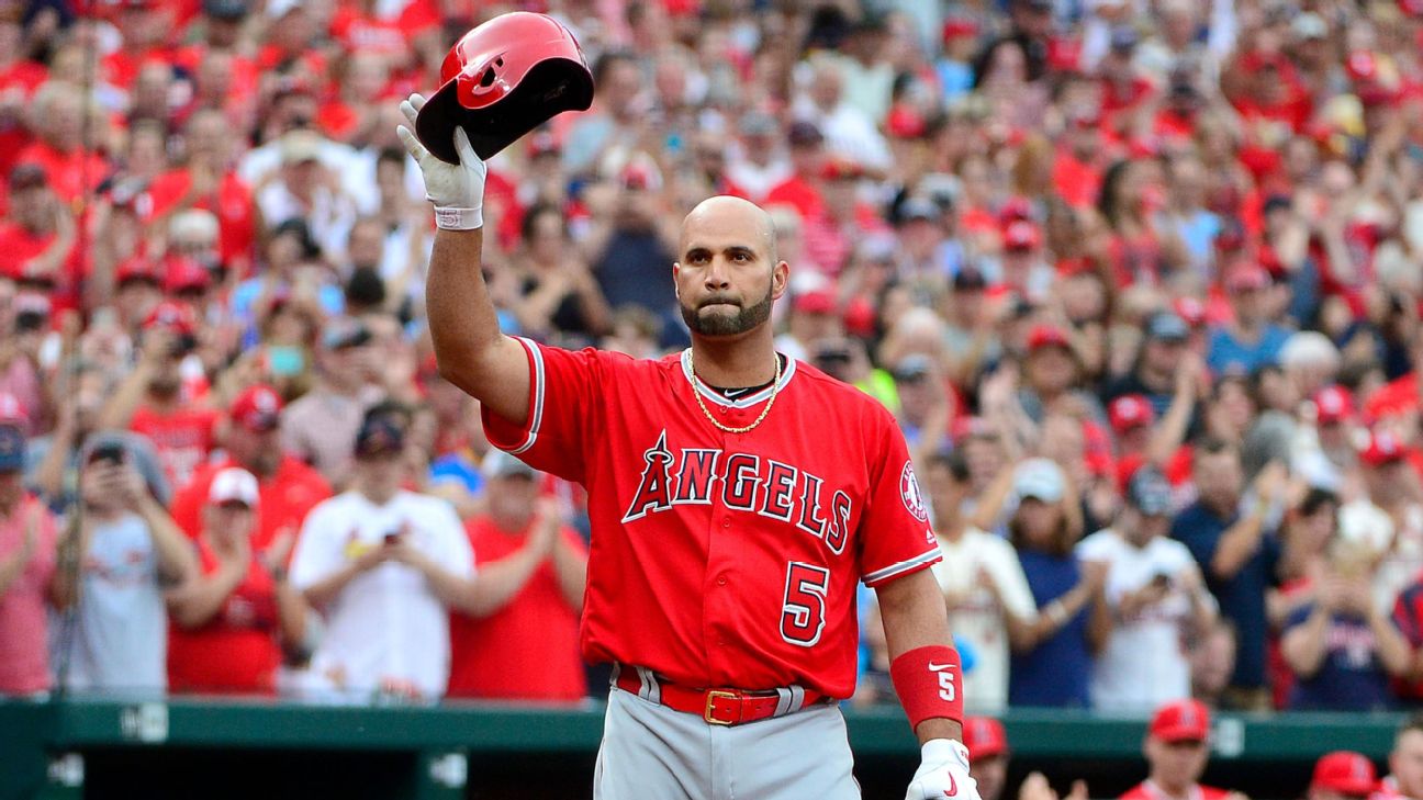 Fans want Albert Pujols back in St. Louis for over-40 reunion - Los Angeles  Times