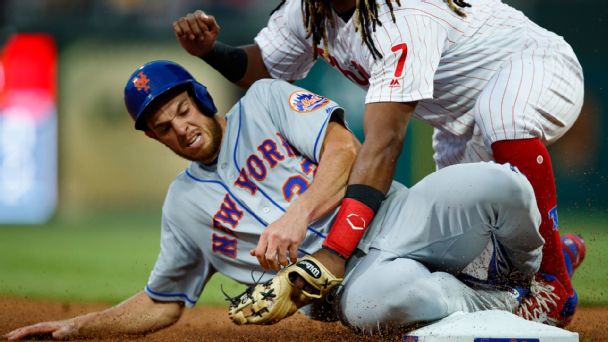 Mets, Phillies collide on their roads to nowhere