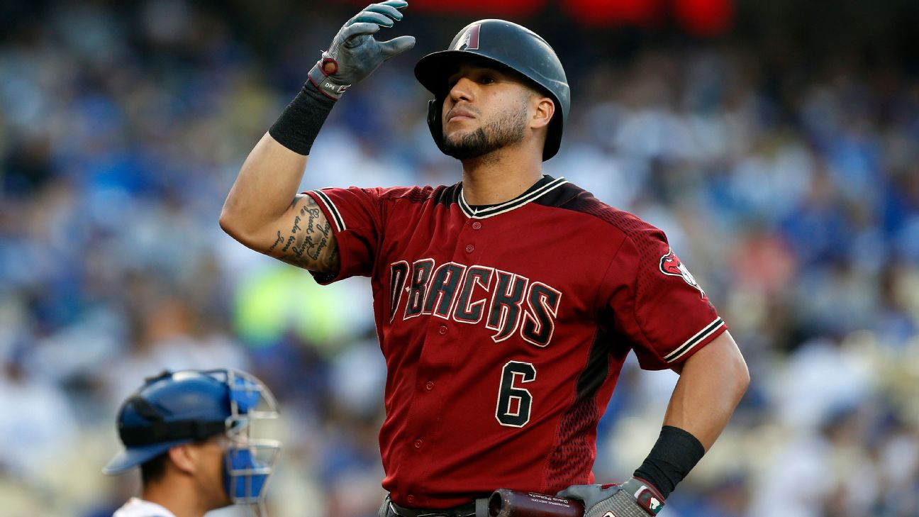 Sources - Dodgers, vet OF David Peralta agree to 1-year deal - ESPN