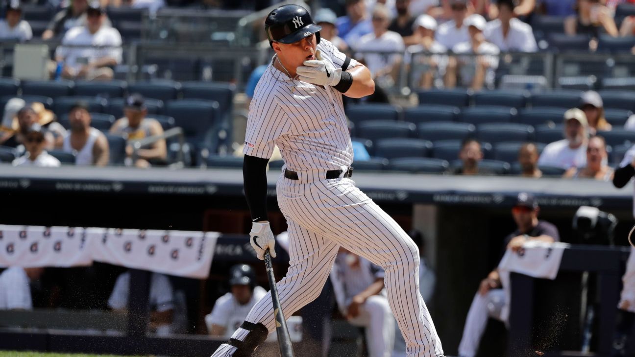 You tore everything': How Luke Voit recovered from offseason abdominal  surgery - The Athletic