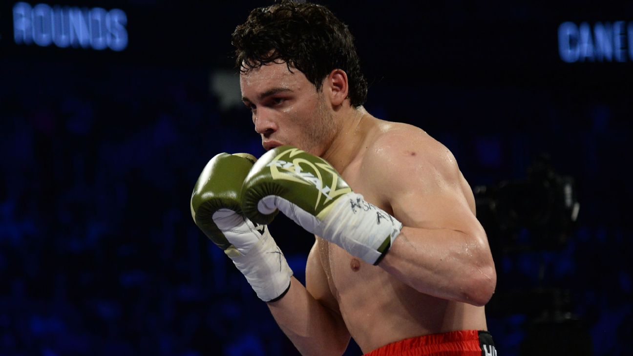 <a href="https://www.espn.com/boxing/story/_/id/45660229/us-immigration-officers-arrest-boxer-julio-cesar-chavez-jr" target="_blank">Boxer Chávez Jr. arrested by ICE, to be deported</a>