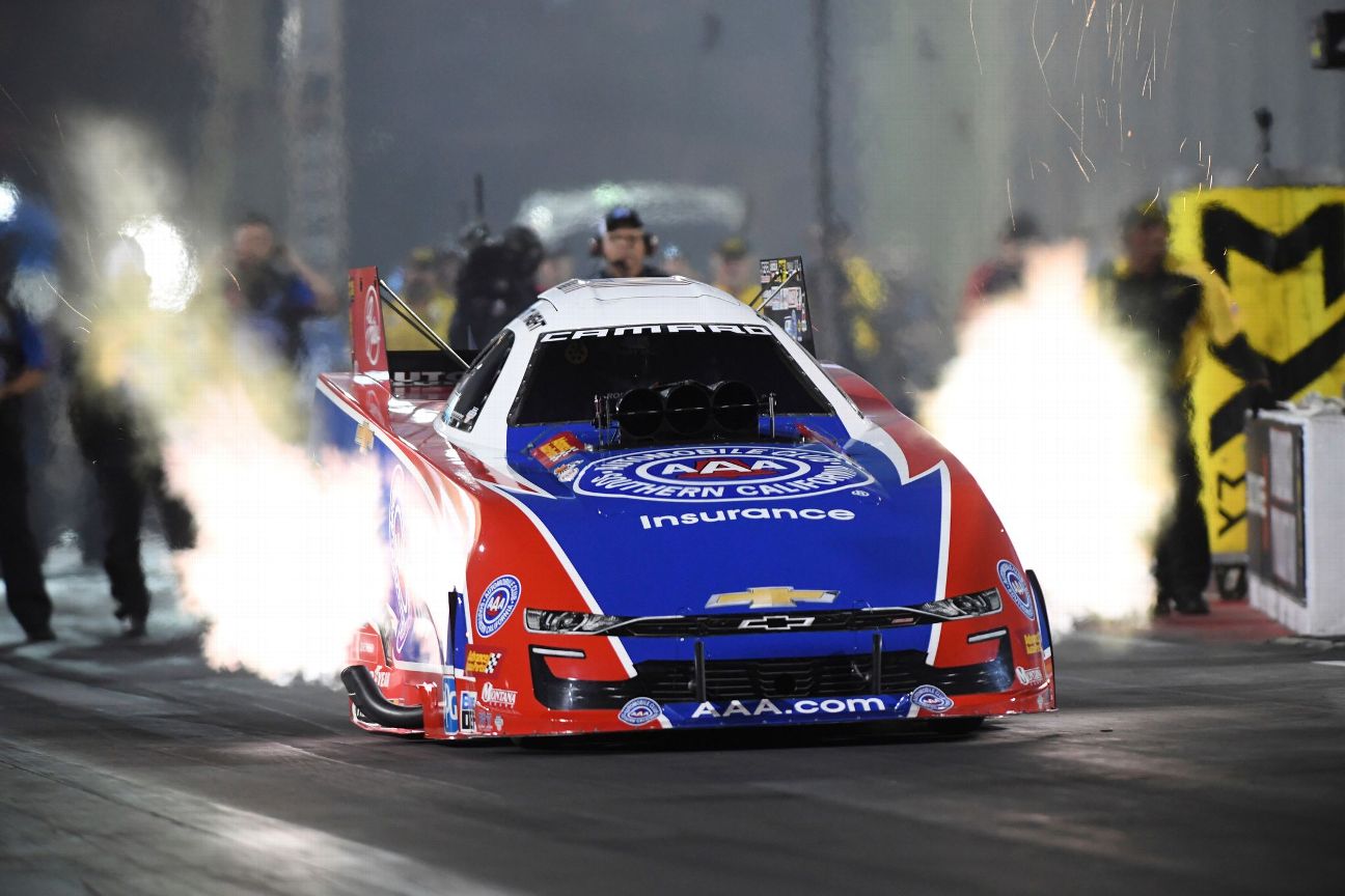 Hight races to second straight NHRA victory