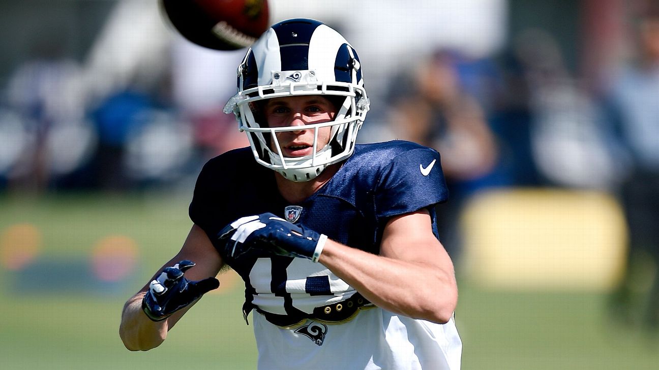 Inglewood, United States. 12th Sep, 2021. Rams receiver Cooper Kupp reaches  for the end zone against the Chicago Bears during second quarter action at  SoFi Stadium on Sunday, September, 12, 2021 in