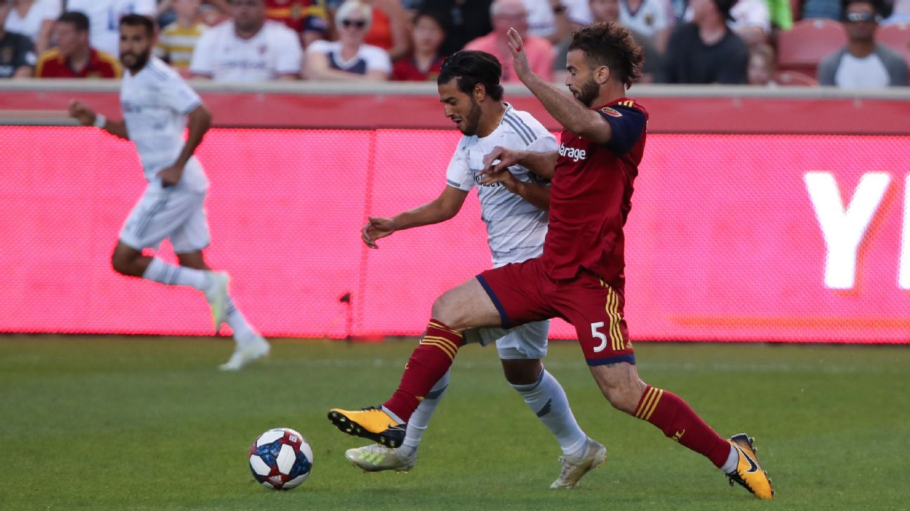 El LAFC se olvida el cansancio y acaba con el Real Salt Lake - ClaroSports