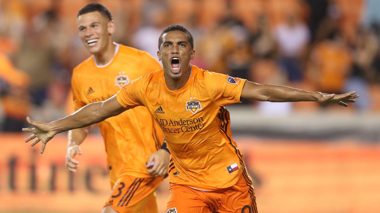 Dynamo s Manotas Rapids Rubio Score Twice In Draw ABC13 Houston
