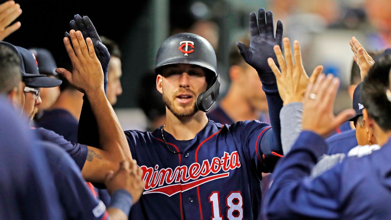 Twins: C.J. Cron brings home win over Royals