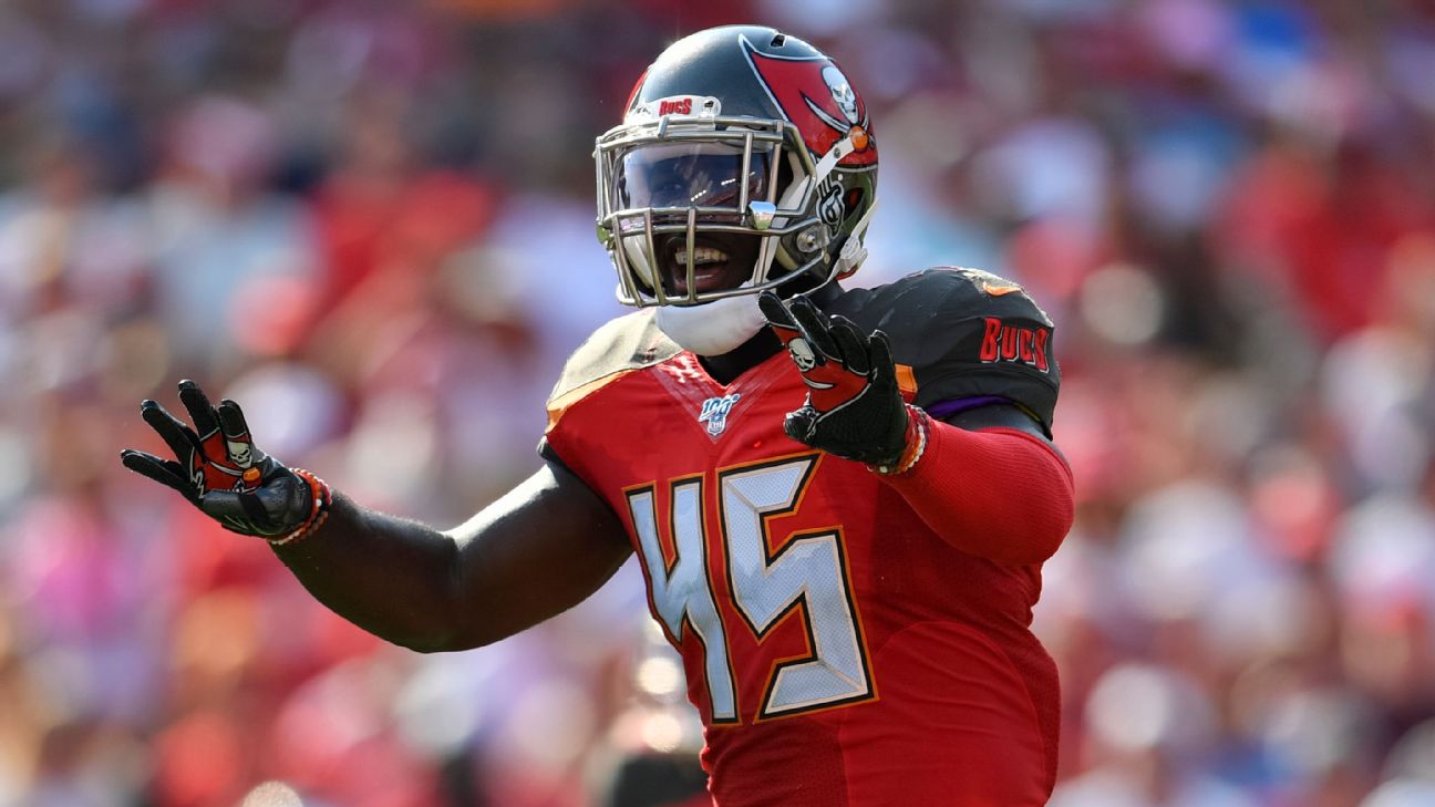 With injuries mounting, Bucs LB Devin White got RB reps in practice