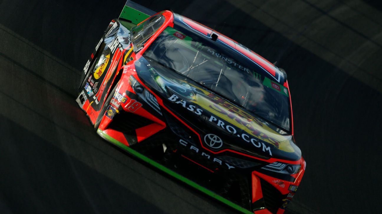 Truex Jr Wins Nascar S Opening Playoff Race