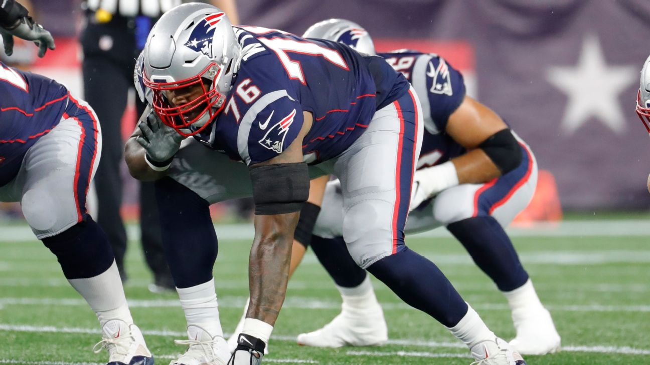 Miami Dolphins offensive tackle Ryan Hayes (76) and Houston Texans