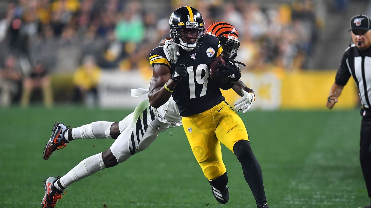 Steelers Rumors: Sign T.Y. Hilton To Replace Diontae Johnson? +