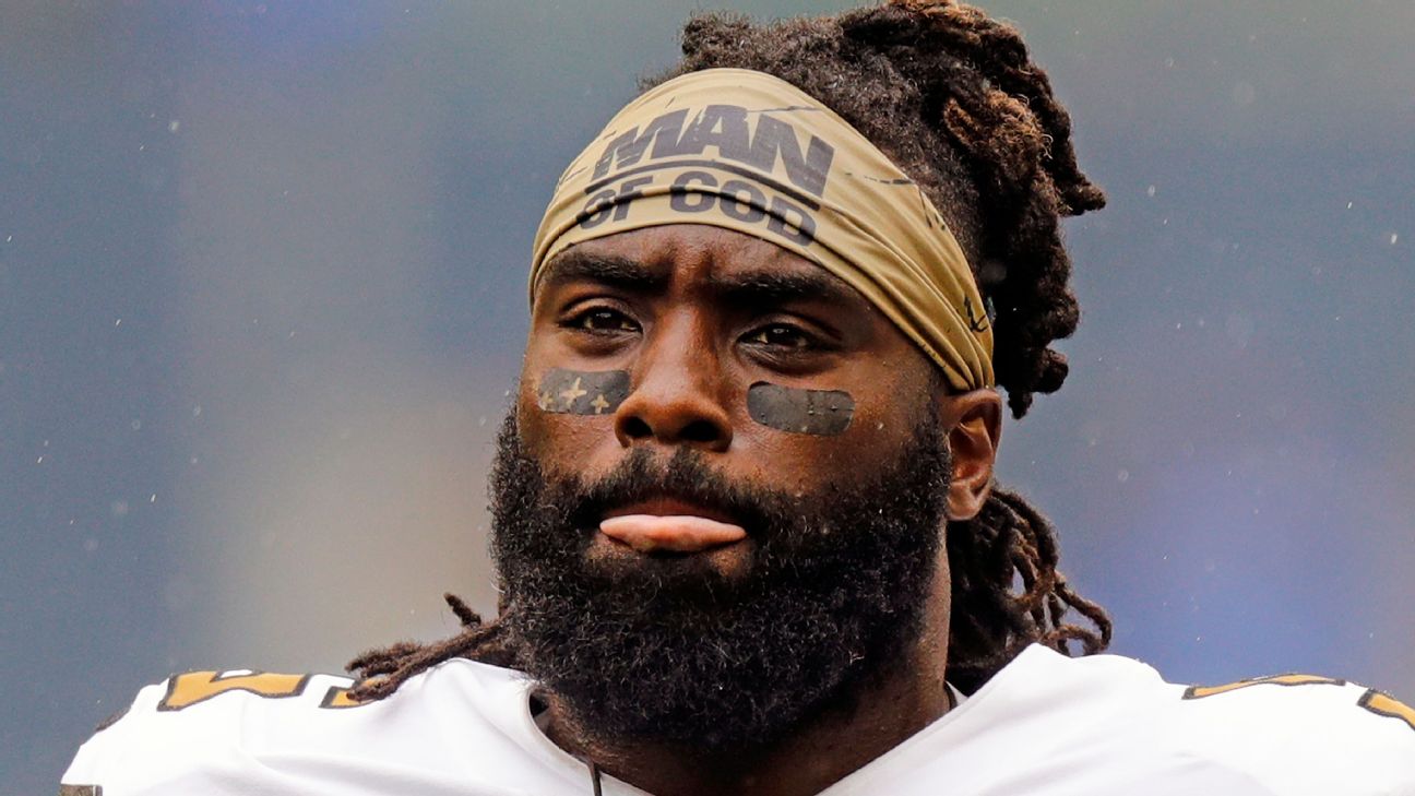 New Orleans Saints' Demario Davis won't be fined for 'Man of God' headband,  plans to donate cash to hospital