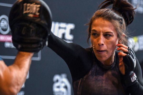 Jedrzejczyk to be 2nd woman to enter UFC HOF