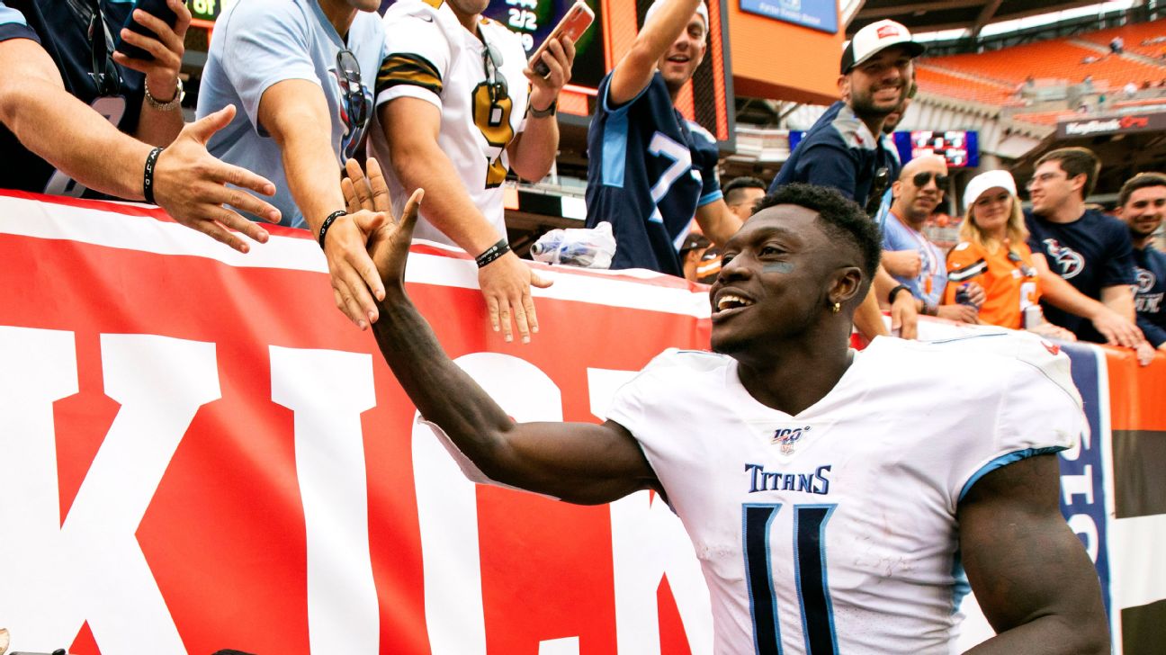 Titans' A.J. Brown warns rest of NFL following Julio Jones trade