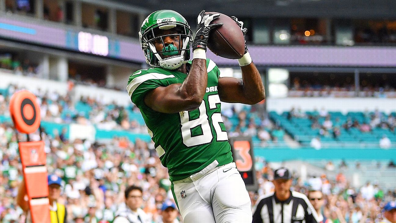 New York Jets receiver Jamison Crowder still recovering from COVID, out