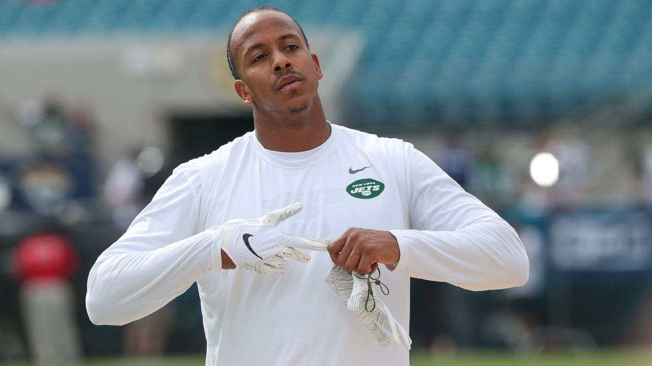 Jets place CB Trumaine Johnson on IR with ankle injuries