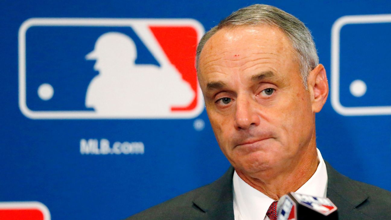 Manfred apologizes for calling WS trophy a 'piece of metal' - The