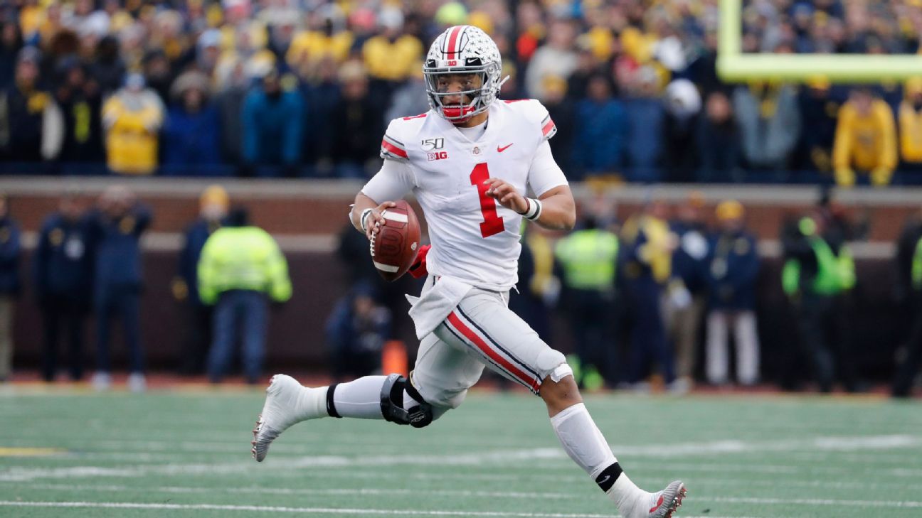 It doesn't seem like reality': Joe Burrow's big brothers, former Nebraska  players, cherish his path to Heisman - The Athletic