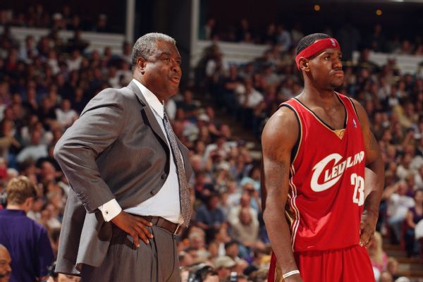 Silas, 3-time NBA champ and coach, dies at 79