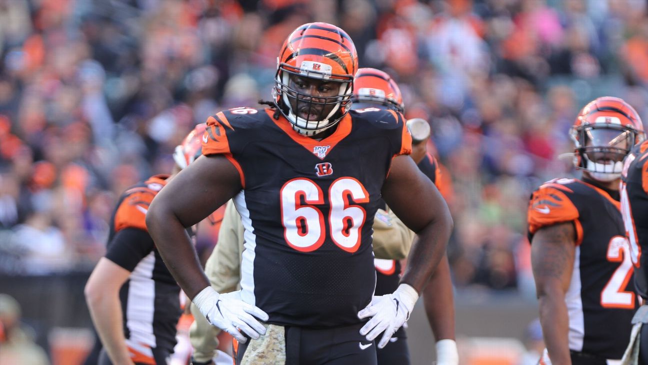 Bengals starting center Trey Hopkins gets 3-year extension
