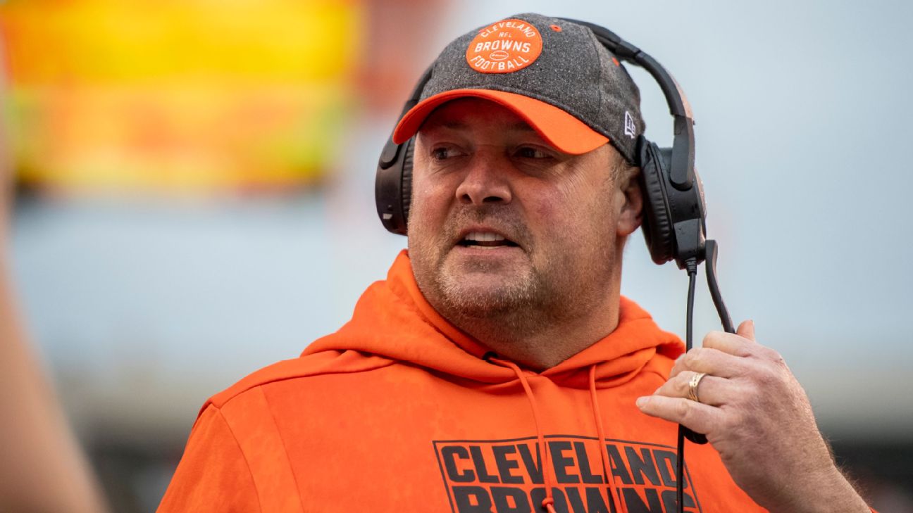 Browns Fire Coach Freddie Kitchens After 1 Season 6 10 Finish